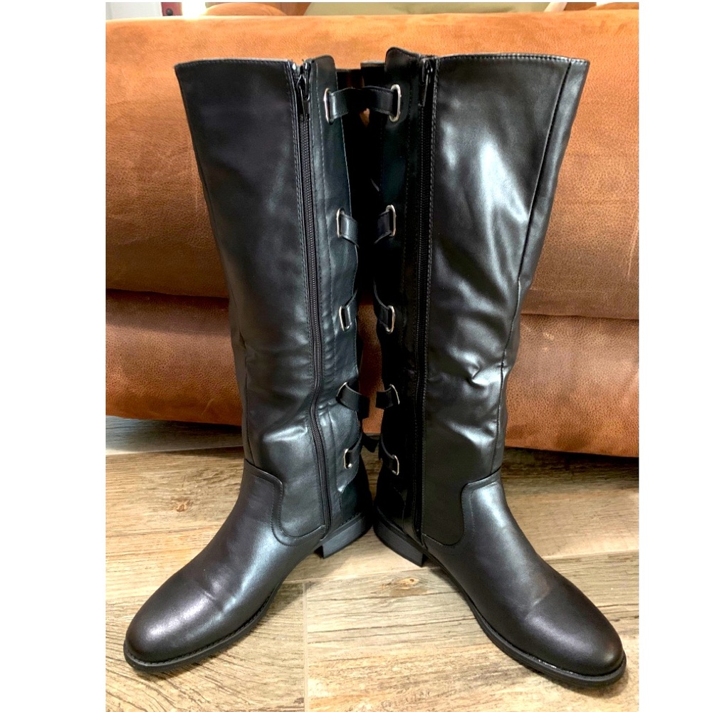 Motorcycle boots